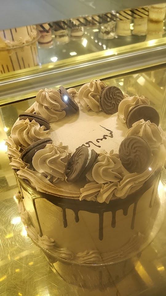 صورة من حلويات عز